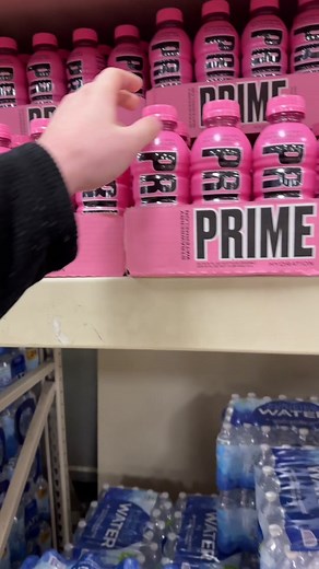 Angry Grandma in Store - Hilarious Comedy Moments