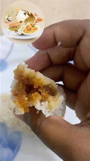 Traditional Sri Lankan Lavariya 😍 | Sweet Coconut Filled String Hoppers #Shorts