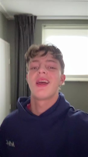 Video's van Br@m (@bramoonk_) met Investeren In De Liefde - SFB & Ronnie Flex & Lil Kleine & Bokoesam