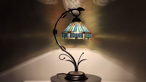 Tiffany Lamp Stained Glass Table Lamp Metal Leaf Base 8X10X19 Inch Reading Desk Light (Hexagon Mission Style)