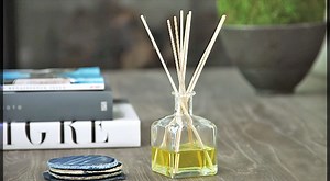 Your House Will Smell Amazing With This Easy 3-Ingredient Diffuser
