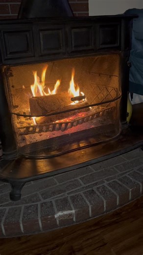 How lucky I am to listen to my son practice for his next show 🎸🤘 | Michael Renner