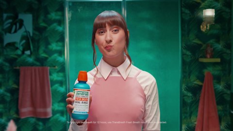 TheraBreath Fresh Breath Dentist Formulated Oral Rinse, Icy Mint, 3 Ounce (Pack of 6)