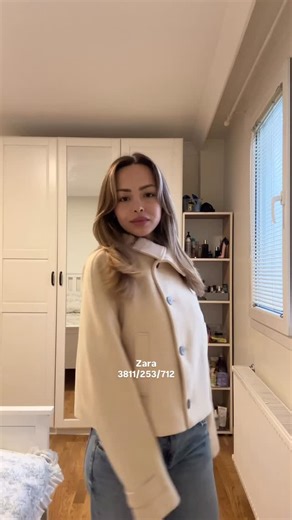 ilayda on Instagram: "2500tl, S yün, karşınızda bu sezonun ennn fp kabanı"