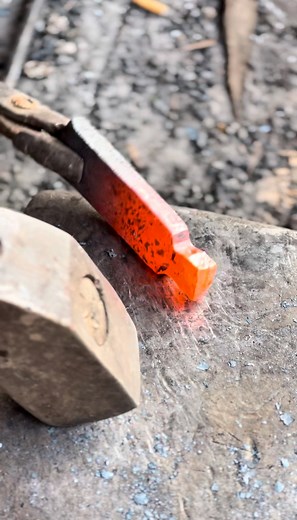 81K views · 751 reactions | Blacksmith Iron Art | Forging Handmade Metal Masterpiece #forgedbyhand #blacksmithskill | Blacksmith Craft 1 | Facebook