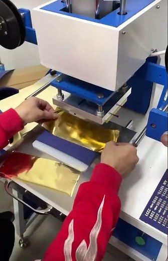 How Luxury Gold Foil Stamping Is Done | Premium Printing Process