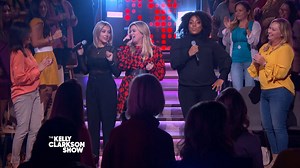 🎶Whatta WOMAN 🎶and whatta mighty good #Kellyoke! - Team KC | Kelly Clarkson