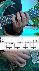 Genuine question: What do you feel its easier to play, 3 or 2 notes per string for this kind triplet pentatonic licks? Needless to say this belong to the great Paulo Gilberto #clasesonline #clasesdeguitarra #tab #alternatepicking #sweeppicking #shred #original #free #arpeggios #lesson #fender #stratocaster #paulgilbert #Racer #x #star #yngwiemalmsteen #neoclassical #guitarcover #guitarhero #guitarsolo #music #musician #80s | Alex Nores