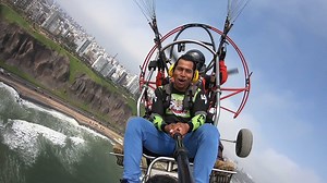 Sobrevuelo en Parapente por La Costa de Miraflores, Lima - Perú | Condor Xtreme