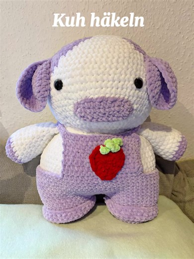 11 Stunden Handarbeit stecken in dieser schönen Kuh 🐄 #amigurumi#crochettok#strawberrycow#crochetplush#cutecrochet