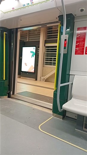 rem closing door chime