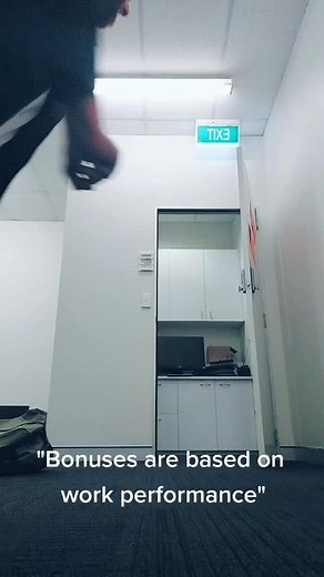 Sean Harding (@seanharding81)’s videos with Buttons Remix - Showmusik