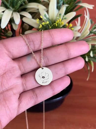 Availabe at ksh 1500 to order call /text whatsapp number 0758056863#small business owner#zurichainskenya#persoanaised jewelery