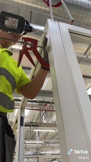 The BGI team will design and install office partitions If you need to divide your workspace, this s