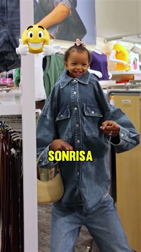 ¡El bebé de repente se convirtió en adulto! 👶