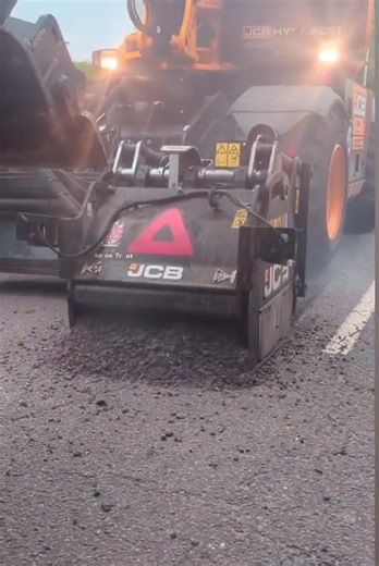 #bigmachines #bigmachinery #diggermachine #digger #construction #diy #shortvideo #shorts #kidsvideo