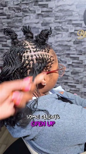 MICROLOCS INSTALLATION DAY 1. HOW TO GRID CORRECTLY. #microlocsjourney #microlocs