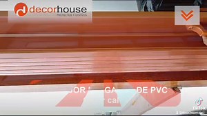 PUERTAS PLEGABLES Las características del PVC lo convierten en un...