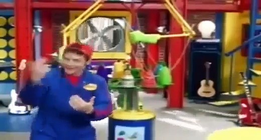 Imagination Movers Se01E05 Body Language1