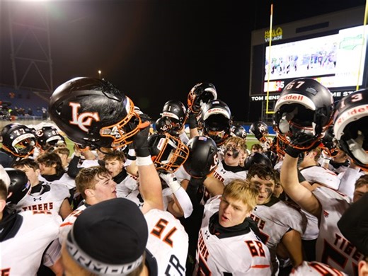 Liberty Center caps perfect season with state title in complete, dominant effort