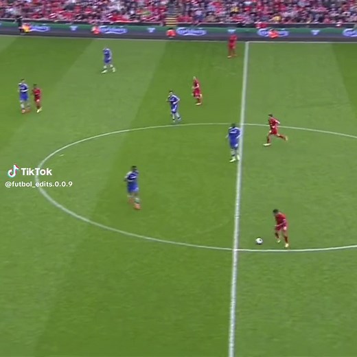 Steven Gerrard Slip and Football Mishap