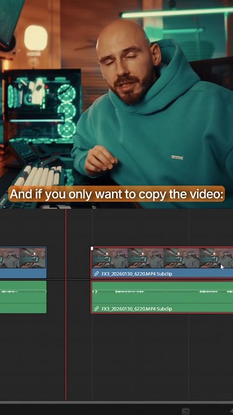 Wenn du Clips in DaVinci wie ein alter Mann duplizierst: Rechtsklick. Kopieren. Rechtsklick. Einfügen. Hör auf damit. Das geht schneller. Markier den Clip. ALT gedrückt halten. Rüberziehen. Fertig. Und wenn du nur das Video kopieren willst: ALT gedrückt halten und direkt den Video-Part rüberziehen. Für Audio genau das Gleiche: ALT gedrückt halten und nur den Audio-Part rüberziehen. Kein Menü. Kein Rechtsklick. Ein Handgriff weniger. #DavinciResolve #4KEditing #VideoEditingWorkflow #DavinciResolv