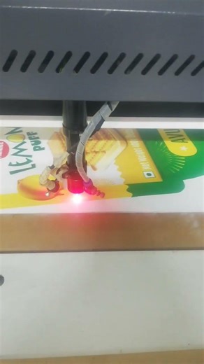 Corrugated board laser cutting
