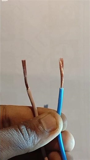 Properly connecting a wire ⚙️😮😮😮#WireConnection#DIYFix#ElectricalTips#HowToConnect#QuickFix