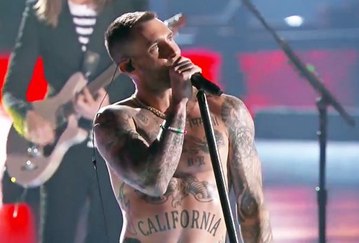 Super Bowl 2019 Halftime Show: Maroon 5, Travis Scott And Big Boi Perform — Watch And Grade It - TVLine