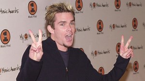 Why 'Dark Side of the '90s' Got Narrator Mark McGrath Emotional