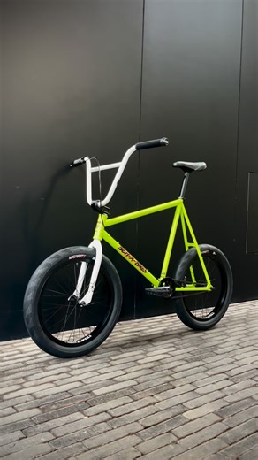 BeMiX Bikes on Instagram: "Miniracer ready to hit the streets 🏁 Frame: Bemix Miniracer of the Racing collection Fork: Demolition Kevin Peraza Stem: Demolition Dove Stem Headset: Demolition V2 Handlebar: S&M Elevenz Grips: Odi Longneck SLX Brakelever: Odyssey Monolever Medium Brake cable: Odyssey SLS Linear Slic Brake: Relic CNC Assist Brakepads: Kool Stop Frontwheel: Demolition Pro Plus Wheel Backwheel: Demolition Pro Plus Wheel with Freecoaster Tyres: Merritt Phantom 2.5" Innertubes: Od