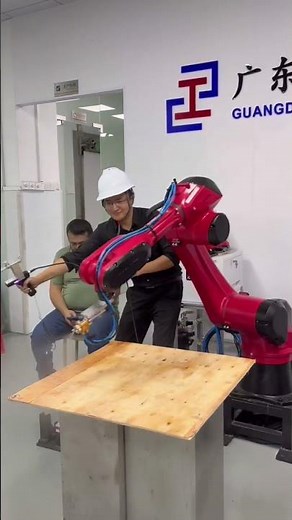 Non-programming spray painting robot.#stamping #welding #robot #industry #No programming required