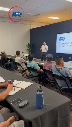 📚👷‍♂️ ¡Así se vive una clase en CSLP! Nuestra más reciente clase presencial fue todo un éxito, llena de aprendizaje, participación y motivación. 💪 Recuerda que en CSLP también contamos con clases presenciales en nuestras escuelas de California, diseñadas para que aprendas paso a paso y logres tu licencia de contratista. 🚀 📞 Inscríbete hoy al (909) 361 0100 — somos la mejor escuela para contratistas en California. #CSLP #ClasesPresenciales #LicenciaDeContratista #ContratistasCalifornia #Rumb