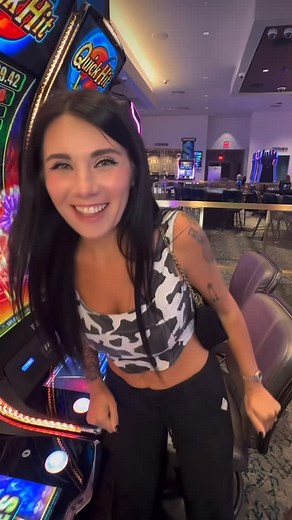 Kayla Najvar on Instagram: "$30 Bets On Quick Hit Link Turns Into A Handy • • • • • #casino #slots #gambling #money #jackpot #choctaw"