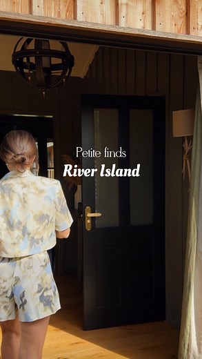 Louisa Lytton on Instagram: "As the weather is STILL 🩲 I thought I’d throw PETITE HOLIDAY INSPO! All items from @riverisland petite range . . 1- perfect day to night outfit 2- GORGEOUS two piece 3- your standard where white on the last night outfit 4- dressy dinner vibes Let me know your thoughts. . And tag if you buy/have them! All items linked in my stories/highlights Lastly enjoy your hols!! #petitestyle #petitefashion #holidayoutfits #inwearingri"