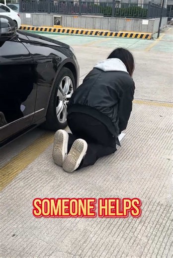 Someone can help this girl??!#emergency #3dmodel #homedecor #design #cad