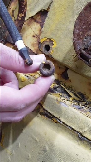 What Tool is Better in this Tight Access area? The New GripEdge Hex Key or GripEdge RPT Hex!