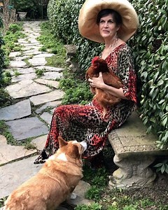 Behind the scenes from my #advancedpetowners #advancedpets shoot with the marvelous @antiquegoddess #advancedstyle | Advanced Style
