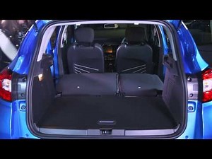 Increase the trunk space of the Renault Captur by folding down the rear seats.