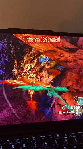 Exploring Titan Island in School of Dragons