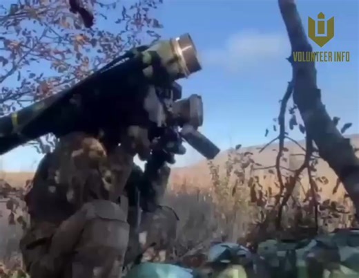 Saint Javelin' in action. The FGM-148 #Javelin, or Advanced Anti-Tank Weapon System-Medium (AAWS-M), is an American-made man-portable anti-tank system in service since 1996, and continuously upgraded. The #weapon made its combat debut in #Iraq in 2003 and rose to prominence in the Russo-Ukrainian War, where it is helping #Ukraine AF to destroy many russian armored fighting vehicles. Remarkable weapons from #US. #ukrainenews #news #support #NATO #GloryToUkraine #stopwarinukraine #russiaisaterrori