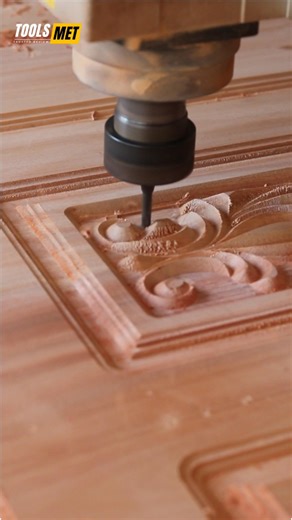 CNC Machine Complete Guide  Working Principle, Parts, Types & Industrial Uses Explore the complete guide to CNC Machines in this detailed video by ToolsMet! Learn about the working principle, main components, types, and industrial applications of CNC technology. Whether you are a beginner, DIY enthusiast, or professional machinist, this guide covers everything you need to know about modern CNC machines. CNC Machine for Beginners | Complete Overview of Working, Parts & Uses https://toolsmet.com/