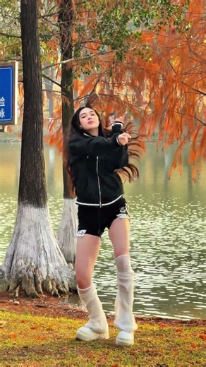 spring dance challenge at river Bank #dance #kpop #pop #viral #viralvideo