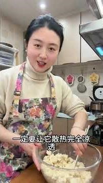 I m making steamed buns with hot water again. This kind of steamed bun really makes me thi