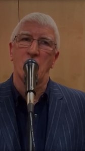 Mistletoe & Wine ❤️🌲⛪️❤️⛪️🌲 #cliffrichard #mistletoeandwine #PleaseShare #Christmas @top fans Colin Wardale - Vocalist | Colin Wardale - Vocalist