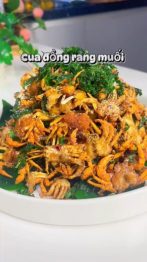 Cua Đồng Rang Muối Món Ngon Cực Ngon Sẽ Rất Tốn B.ia Nhé 👑Bột Rang Muối👑 Làm các món như: 🍤Gà Rang Muối 🍤Tôm Rang Muối 🍤Ếch Rang Muối 🍤Ba Ba Rang Muối 🍤Cá Rang Muối #buphuongamthuc #buphuong #botrangmuoi #giavi #congthucnauan #monngon #tomrangmuoi #garangmuoi #echrangmuoi #babarangmuoi #chachrangmuoi #botchiengion | Ẩm Thực Bu Phương
