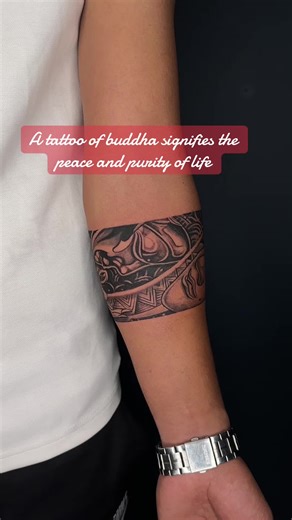 Armband Tattoo: Symbol of Peace and Purity