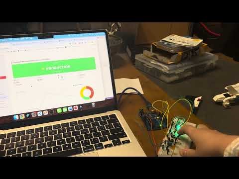 Real-Time OEE Dashboard Demo：Button Controls & KPIs