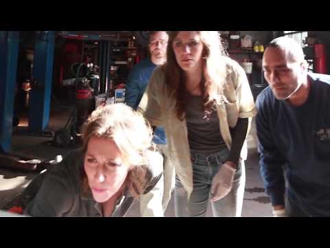 Martha Wainwright - "Around The Bend" Official Video