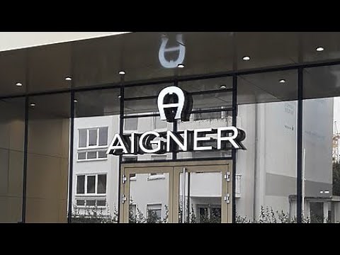 How to pronounce Etienne Aigner